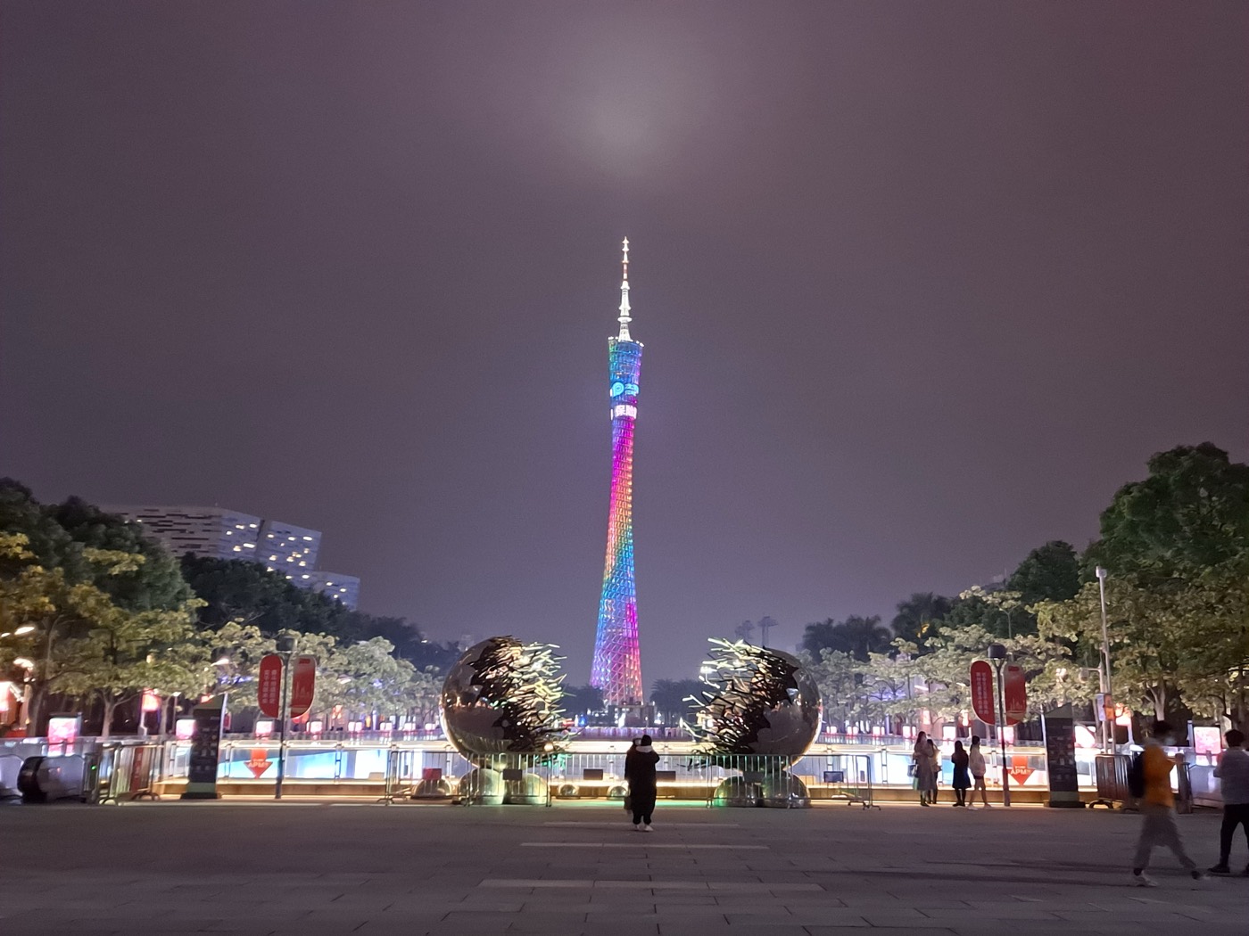 Canton Tower at night